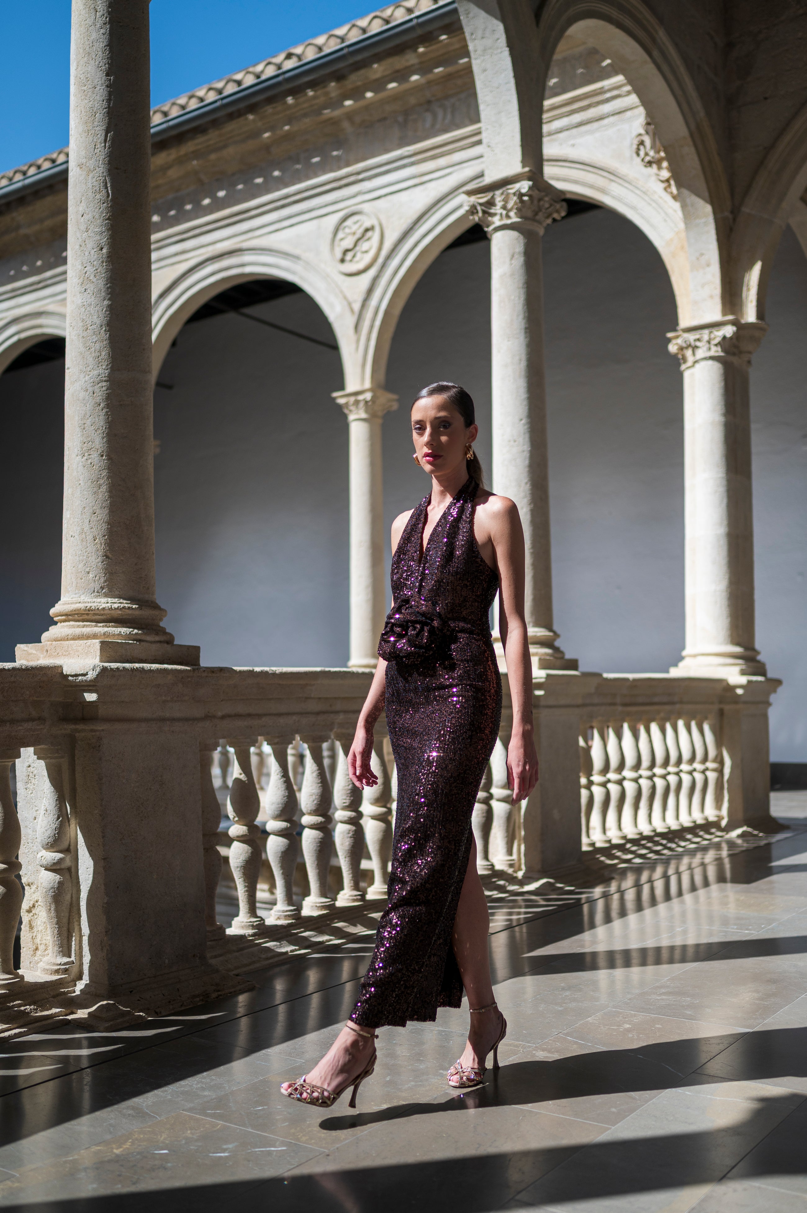 Vestido Belinda flor - largo lentejuelas marrón